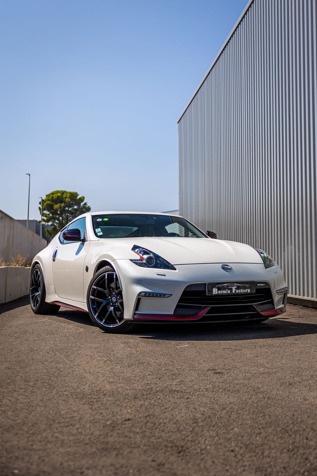 Nissan 370Z Nismo — photo 2