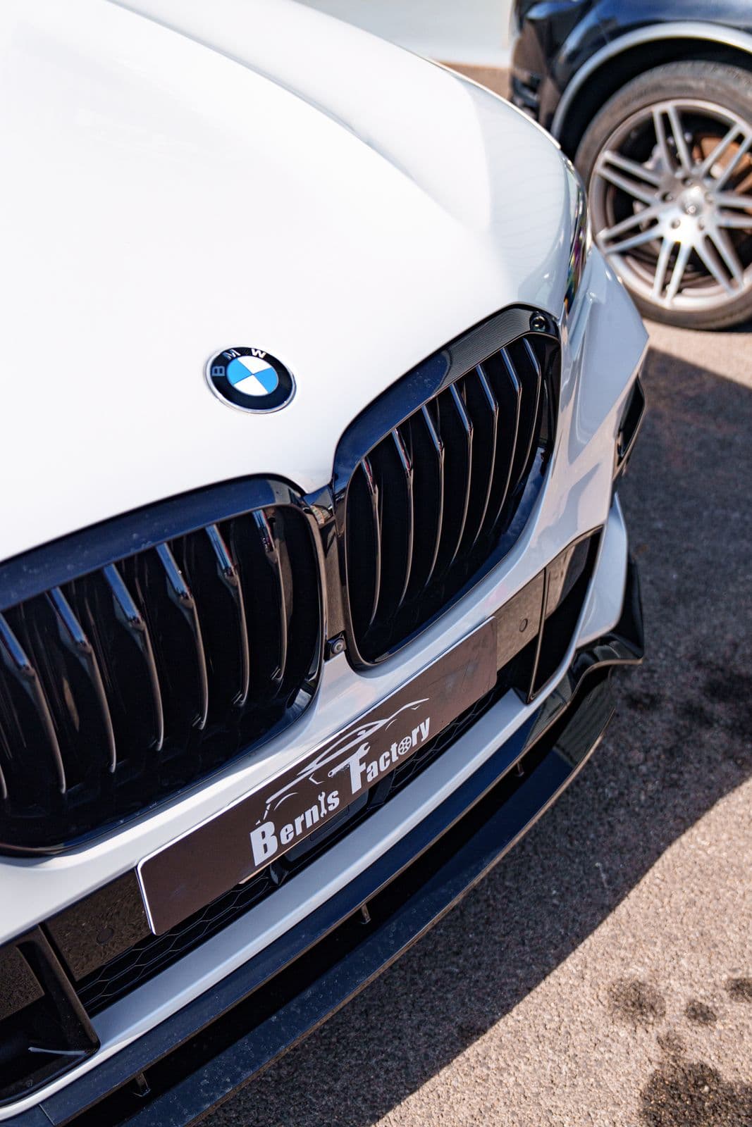 BMW X5 M50i — photo 5