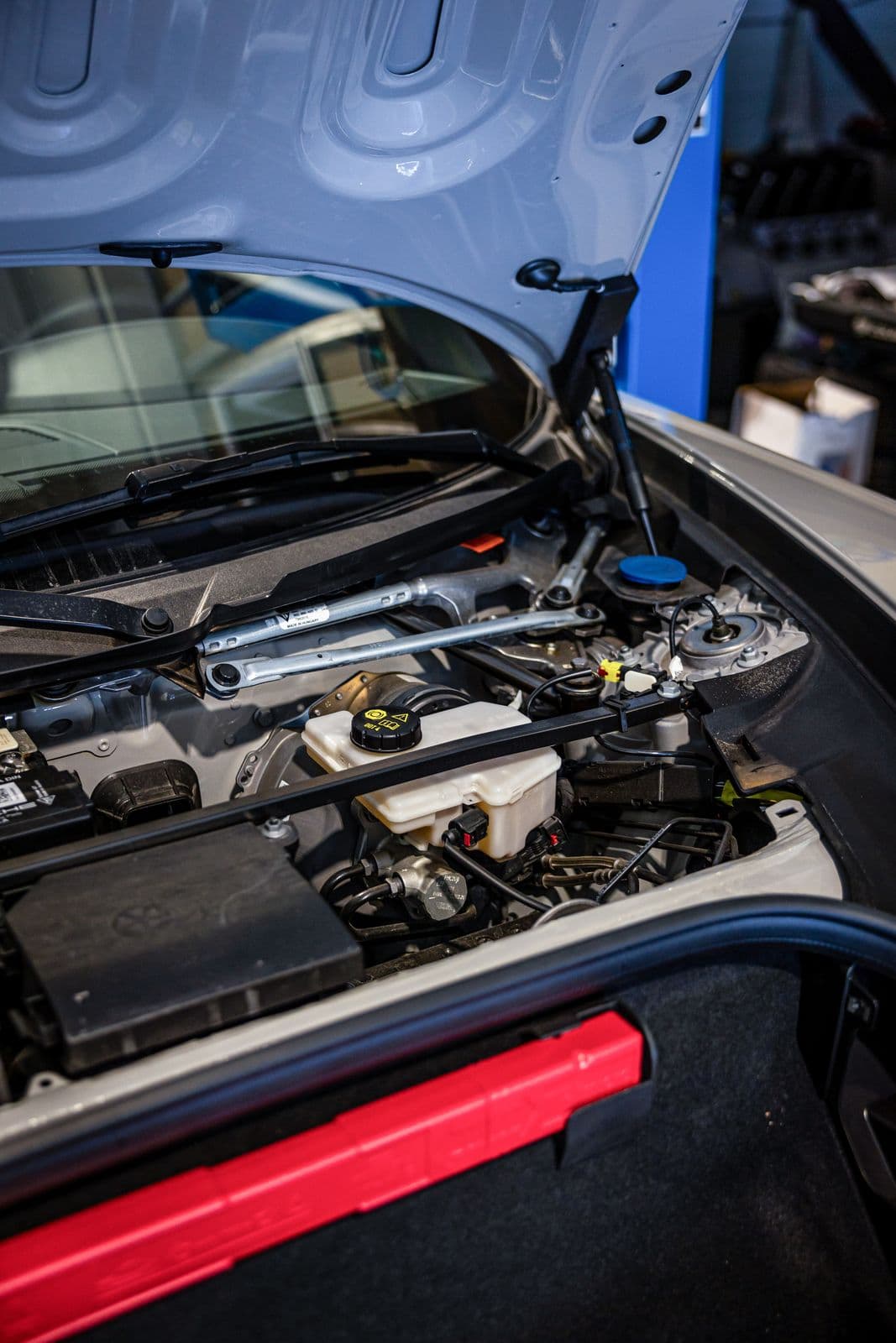 Porsche 911 Carrera 4 — photo 7